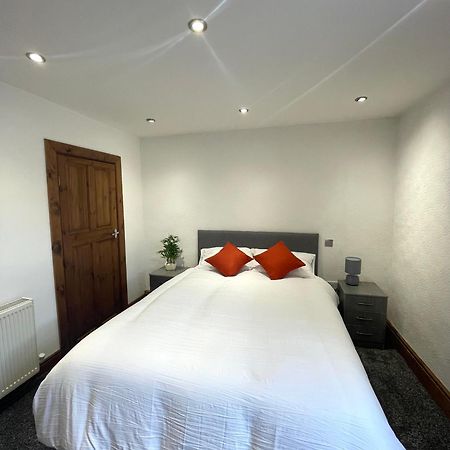 The Home Away From Home Great Harwood Exterior photo